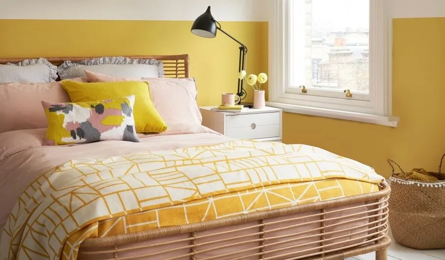 Kuning Sebagai Warna Cat Kamar Tidur Elegan