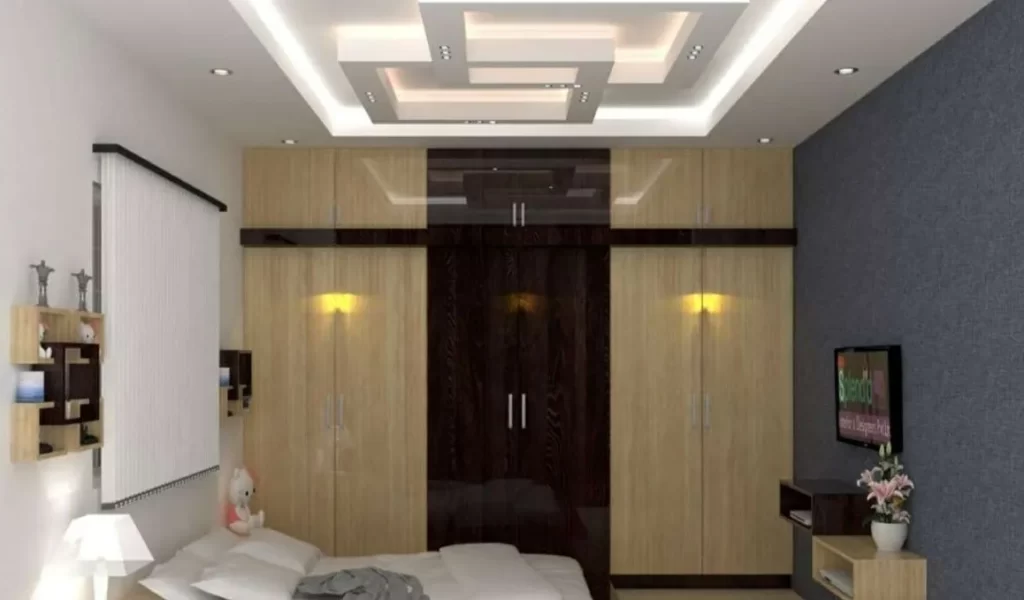 Plafon Kamar Tidur Minimalis Sederhana dengan Bentuk Asimetris